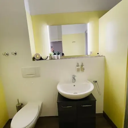 Fewo 20 - Appartement Im Rottalblick - Youngmodern Wohnen Mit Bademantelgang Zur Therme, Tv, Balkon Und Persoenlichem Gaesteempfang Von Astarte Estate Bad Griesbach im Rottal Exterior foto