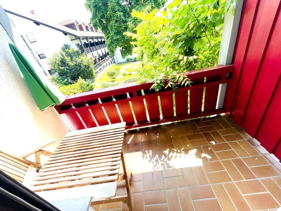 Apartment 20 - Im Rottalblick - Youngmodern Wohnen Mit Bademantelgang Zur Therme, Tv, Balkon Und Persoenlichem Gaesteempfang Von Astarte Estate Bad Griesbach im Rottal